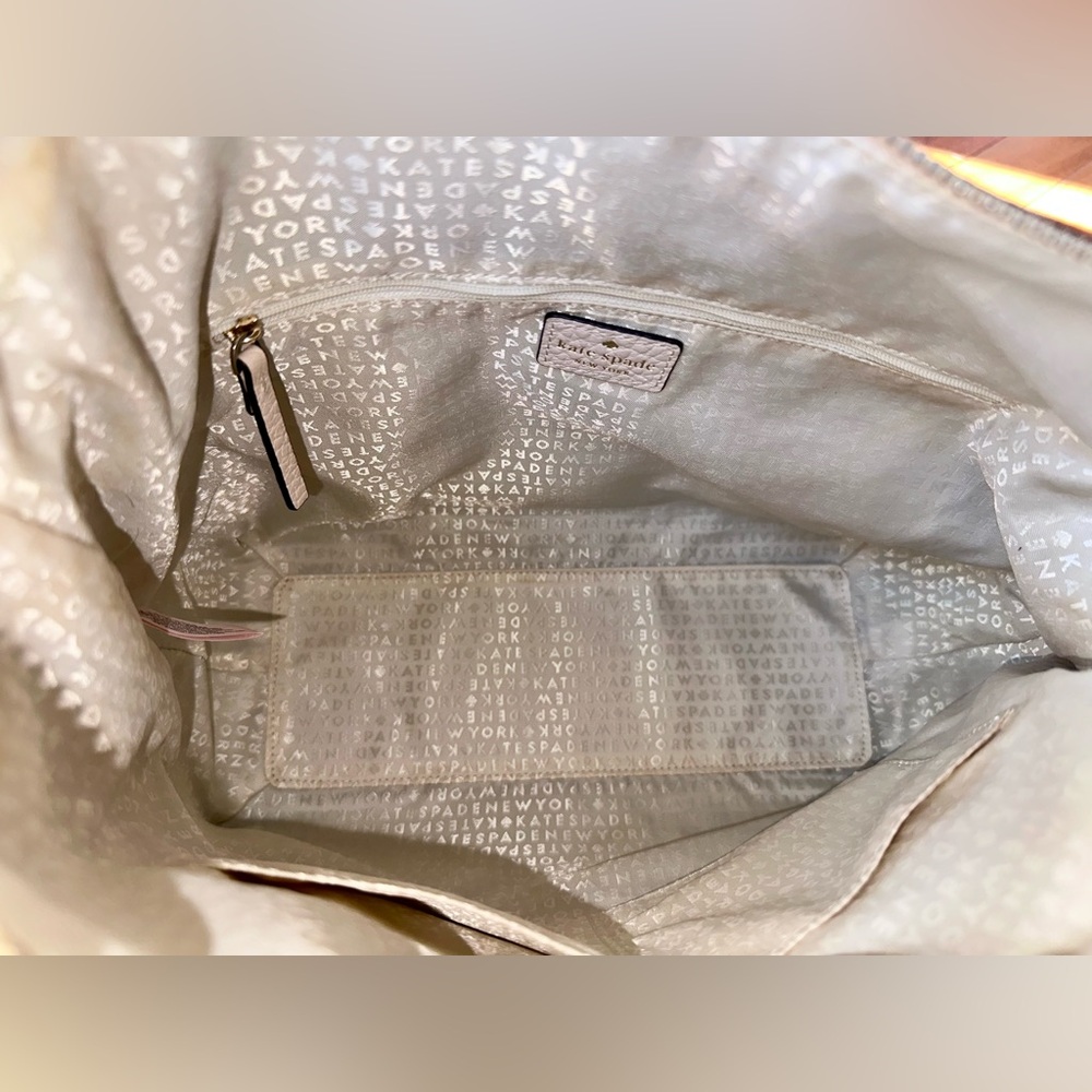 LOW START Kate Spade Two-Tone Pebbled Leather Hobo Bag. Great condition! - Picture 13 of 15